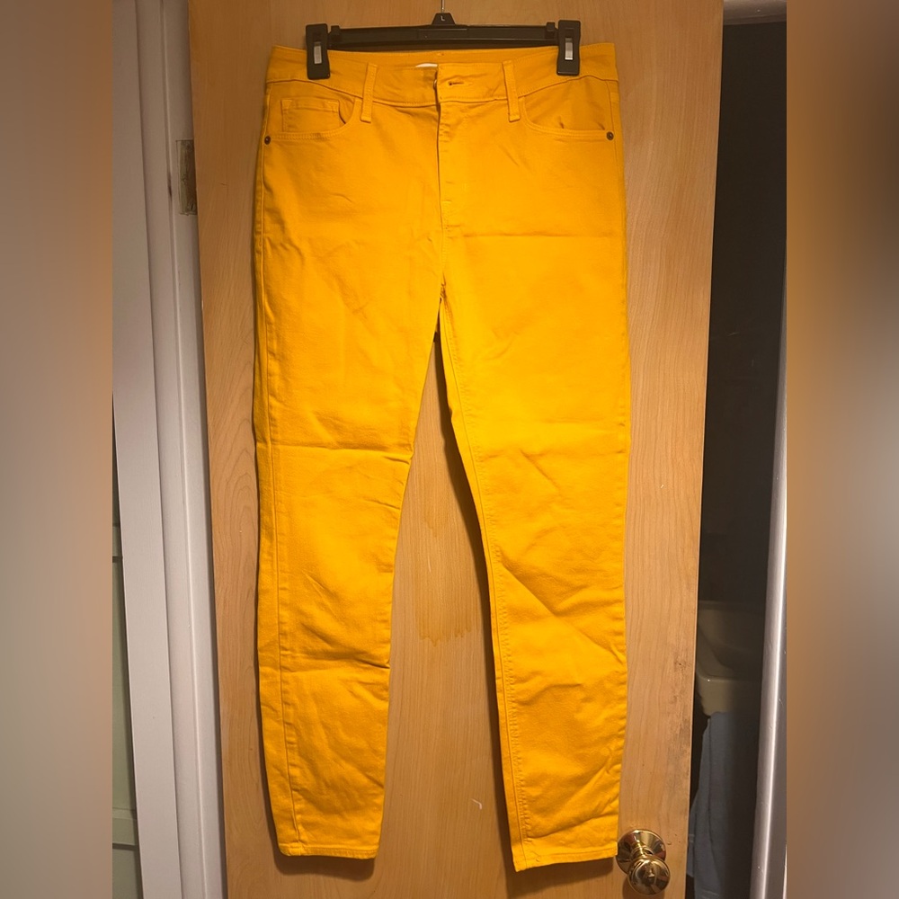 Old Navy Rockstar Super Skinny Mustard Jeans Size 8